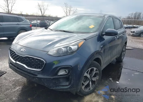 2021 Kia Sportage Lx z USA, uszkodzony, nr VIN KNDPMCAC7M7895447